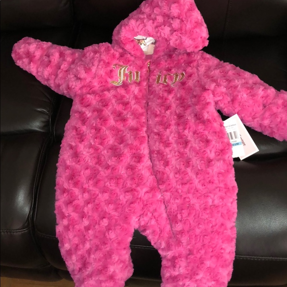 Snow suit